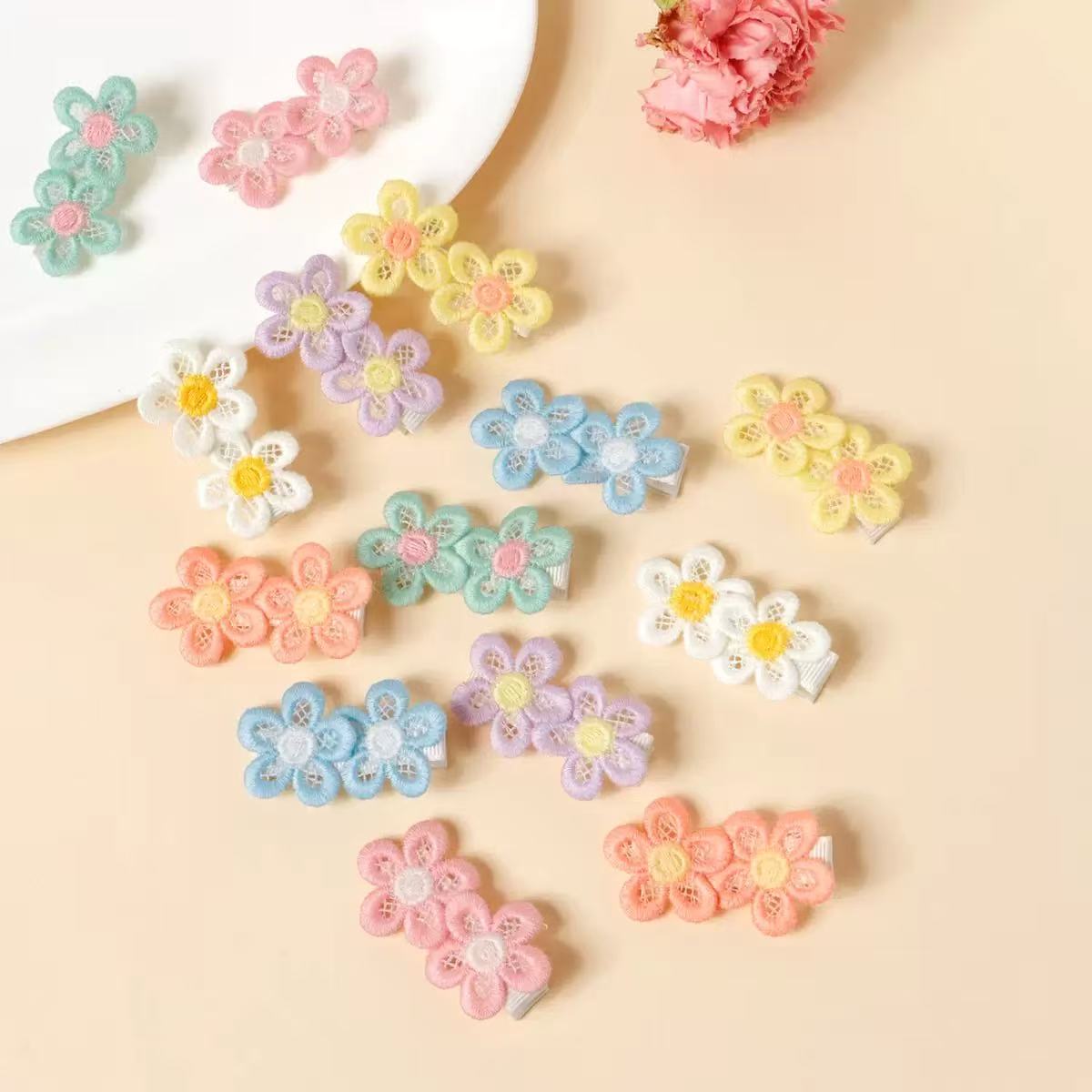 14pcs Embroidery Little Daisy  - Embroidery Daisy 评论和价格