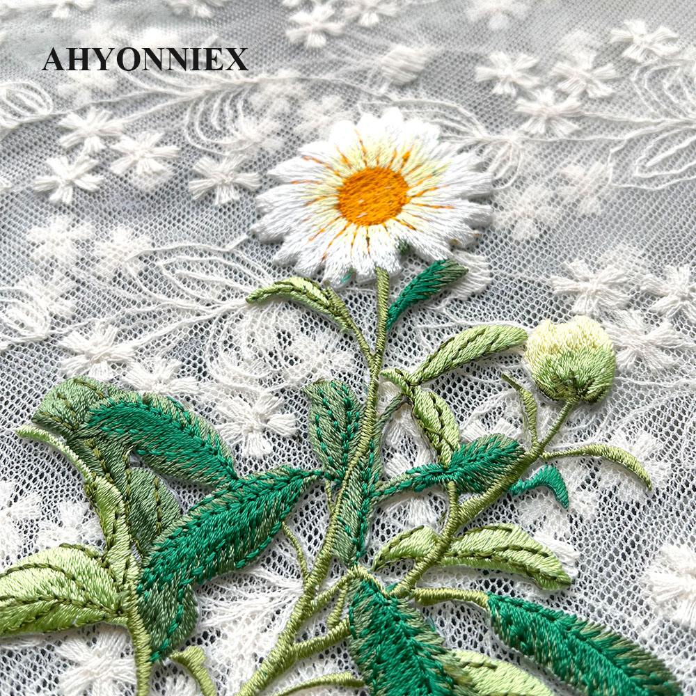 1 Piece Iron on Embroidery Pat - Embroidery Daisy 评论和价格