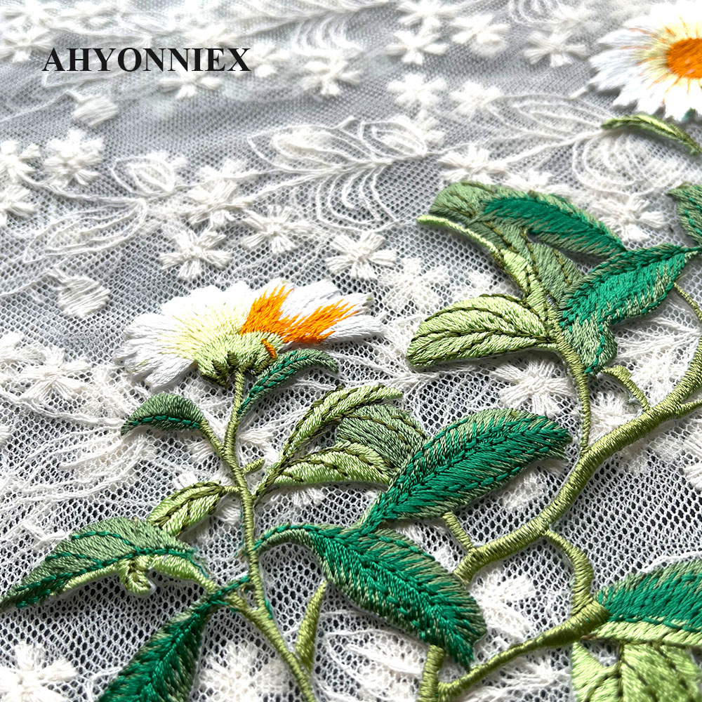 1 Piece Iron on Embroidery Pat - Embroidery Daisy 评论和价格