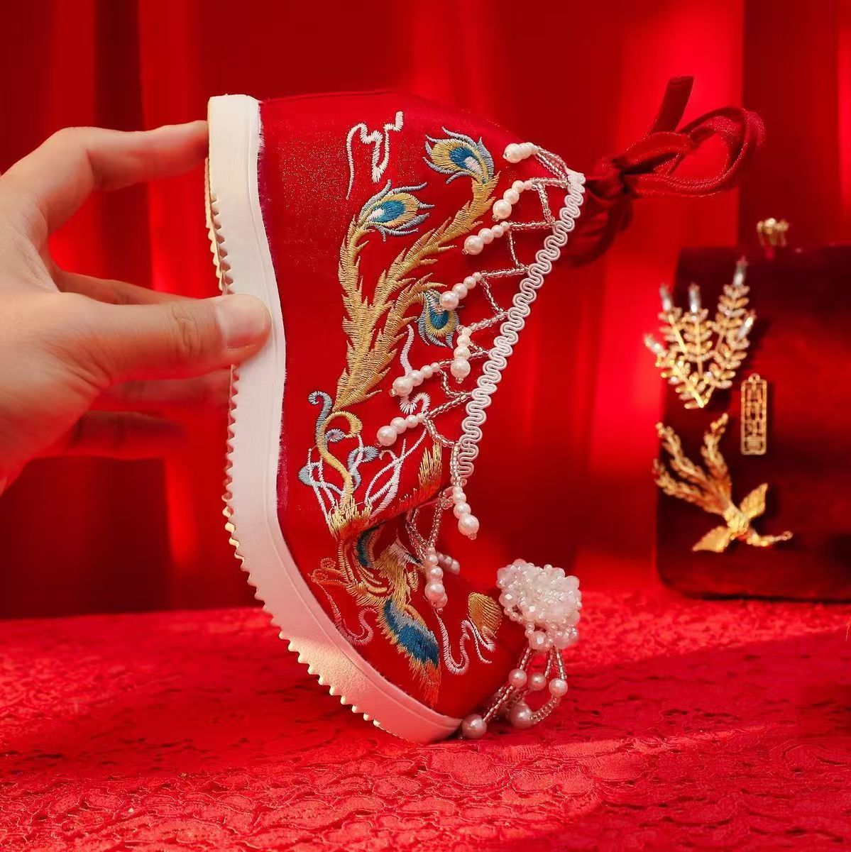 Women New Red Embroidered Wedd - Embroidery Shoes 评论和价格