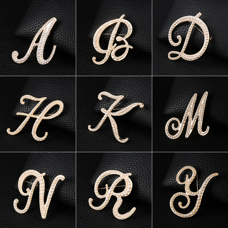 English Letters A-Z Pearl Broo - Embroidery Letter M 评论和价格